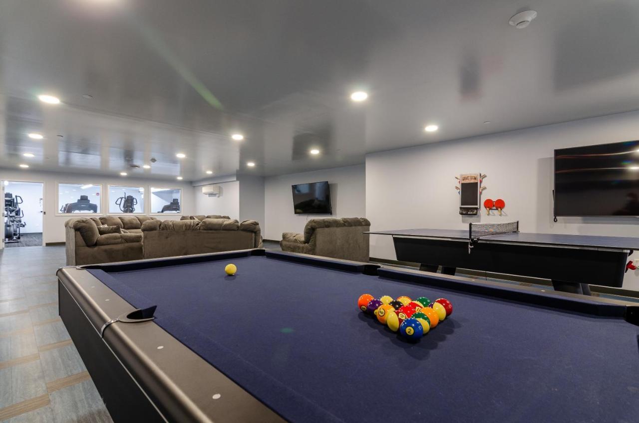Grand Monarch! Best For Extended Stays! Johnson City Экстерьер фото