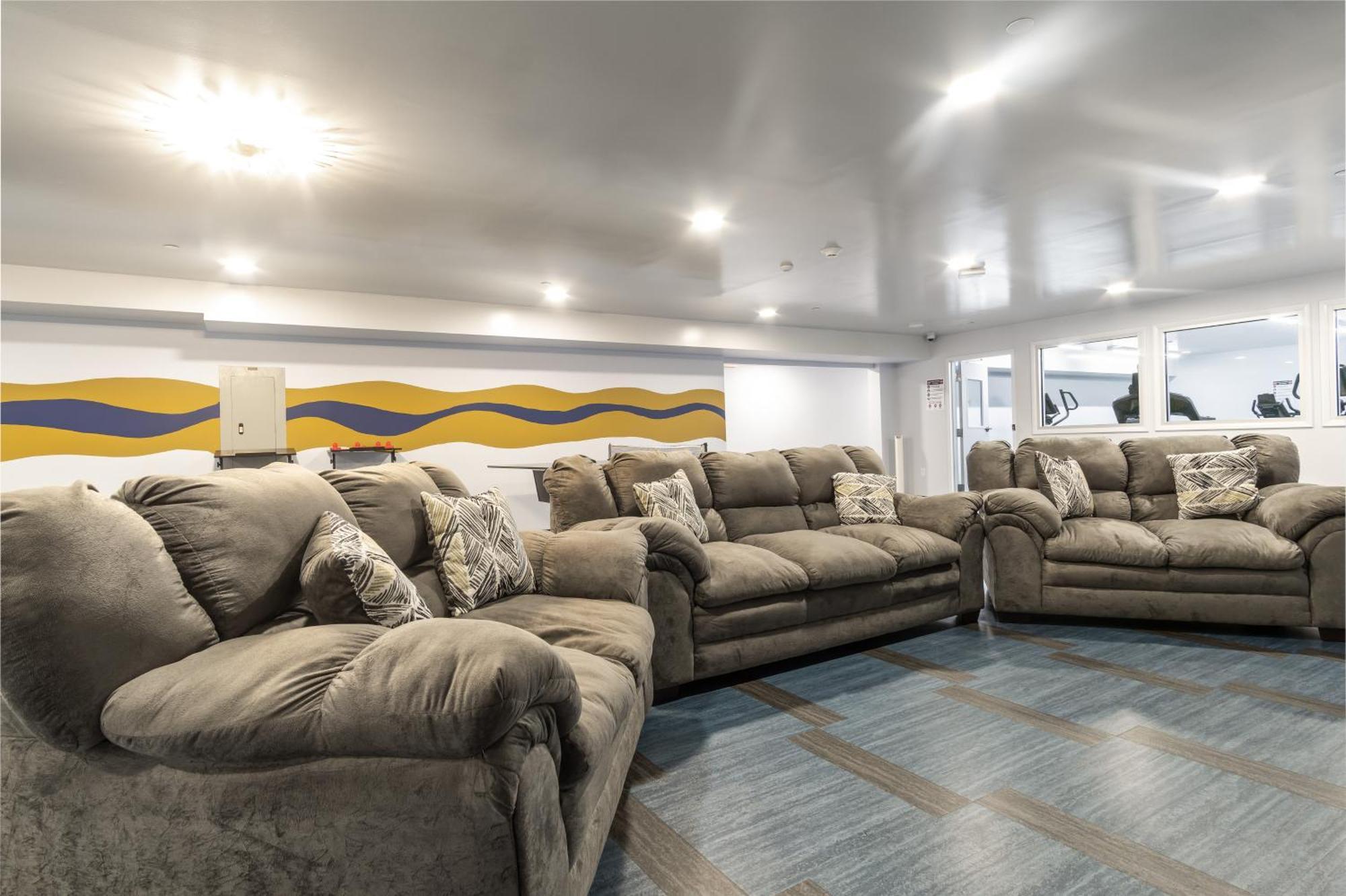 Grand Monarch! Best For Extended Stays! Johnson City Экстерьер фото